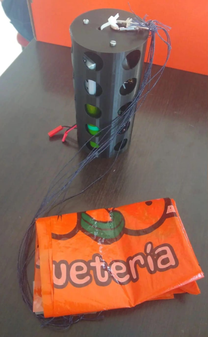 satélite completo